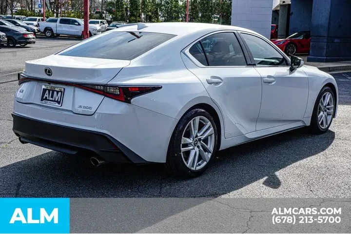 $29920 : Lexus IS 300 2021 4dr Sedan image 6