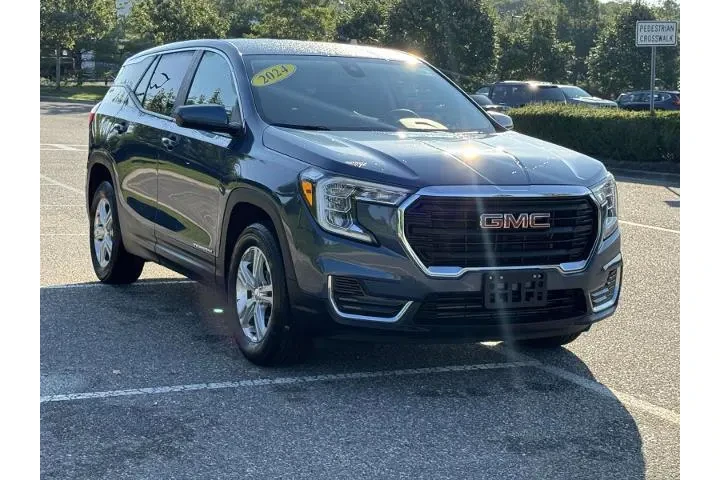 $25800 : GMC Terrain 2024 AWD SLE 4dr image 2