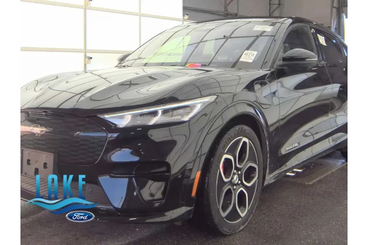 $38990 : Ford Mustang Mach-E 2023 AWD image 1