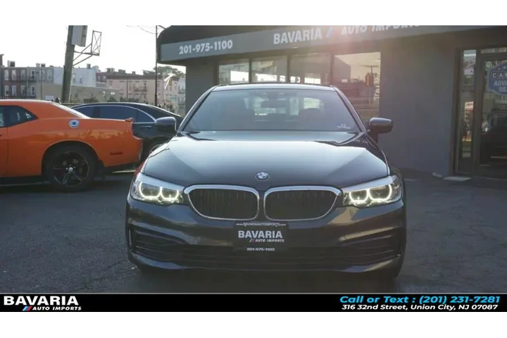 $18895 : 2019 5 Series 530i xDrive Sed image 2