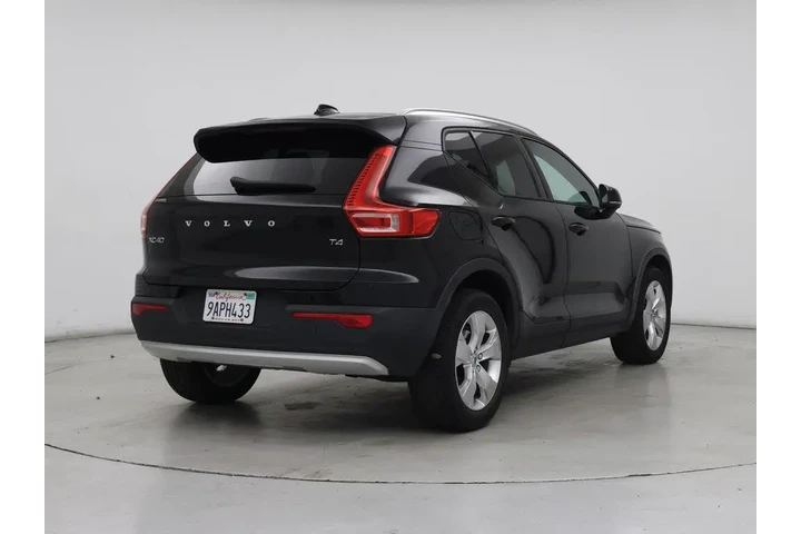 $25998 : Volvo XC40 2022 T4 Momentum image 8