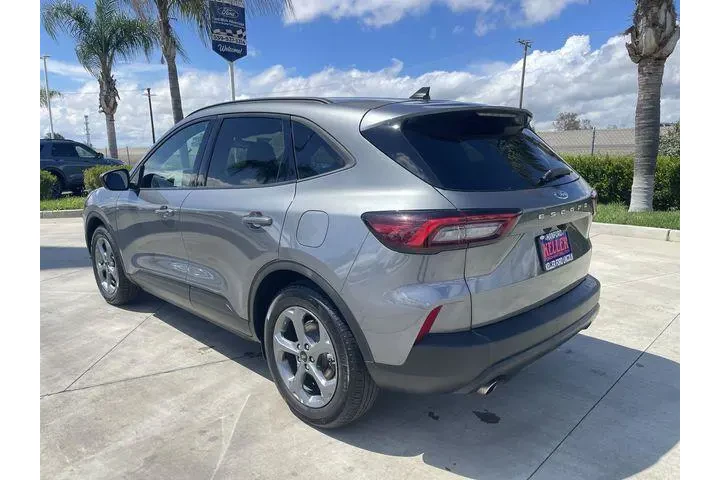 $23888 : Ford Escape 2025 ST-Line 4dr image 6