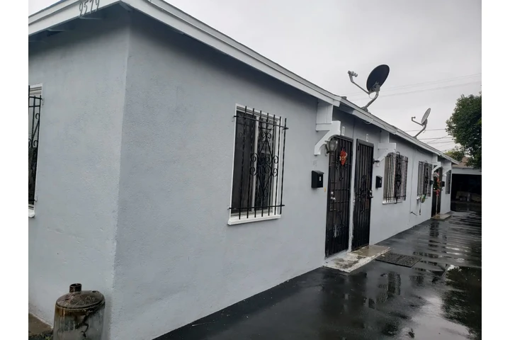 $1650 : Renta un apt tipo casita, 1B 1 image 1