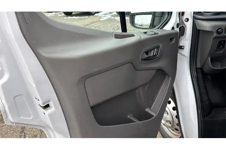 $38297 : Ford Transit 2023 AWD 250 3d image 8