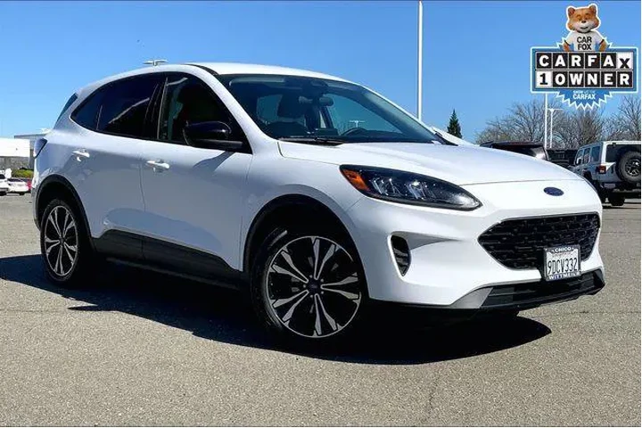 $20985 : Ford Escape 2022 SE 4dr SUV image 2