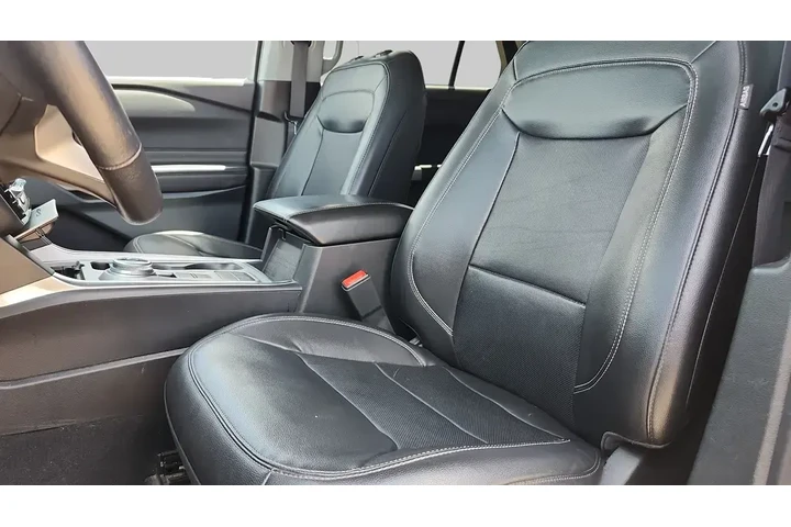 $26143 : Ford Explorer 2023 Limited 4 image 10