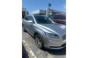 $29900 : Lincoln Nautilus 2021 Reserv thumbnail