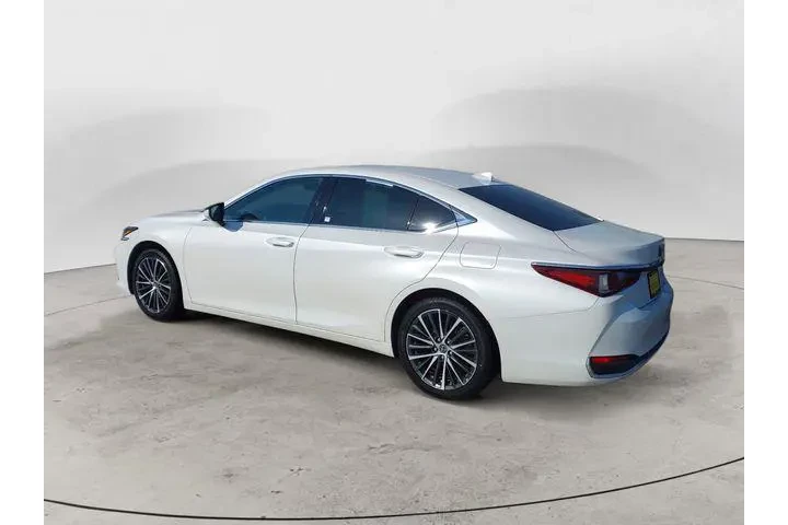 $28588 : Lexus ES 250 2022 AWD 4dr Se image 3