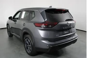 $21987 : Nissan Rogue 2024 SV 4dr Cro thumbnail