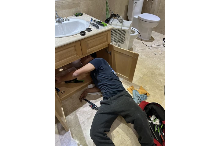 Remodeling & cleaning services image 7