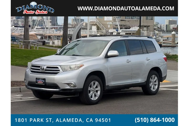 $13988 : 2013 Highlander Plus image 2