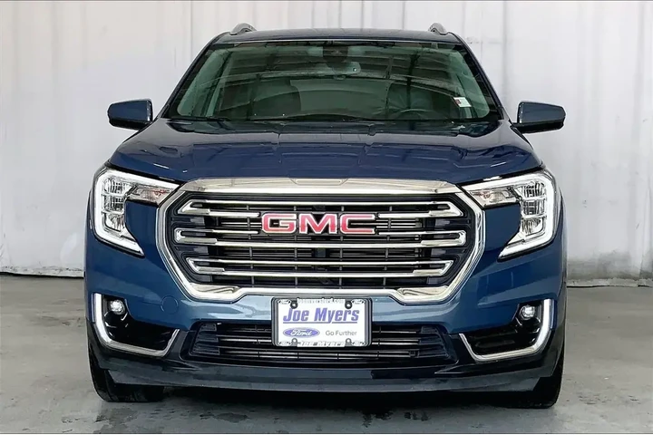 $21417 : GMC Terrain 2024 SLT 4dr SUV image 2