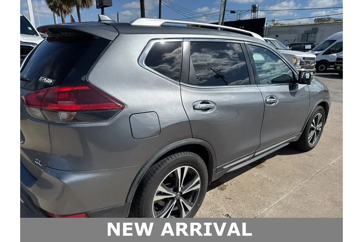 $13991 : Nissan Rogue 2018 S 4dr Cros image 2