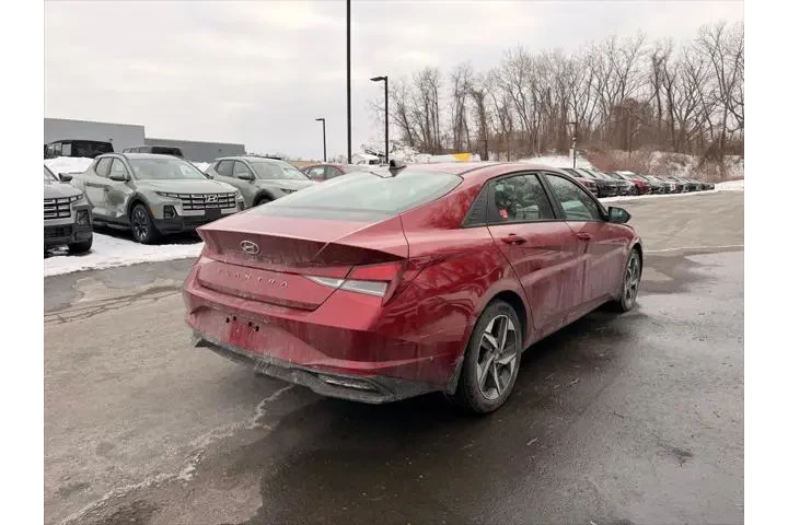 $18750 : Hyundai ELANTRA 2023 SEL 4dr image 3