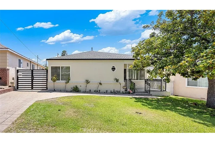 $1440 : OCTOBER MOVE-IN #Burbank, CA image 3