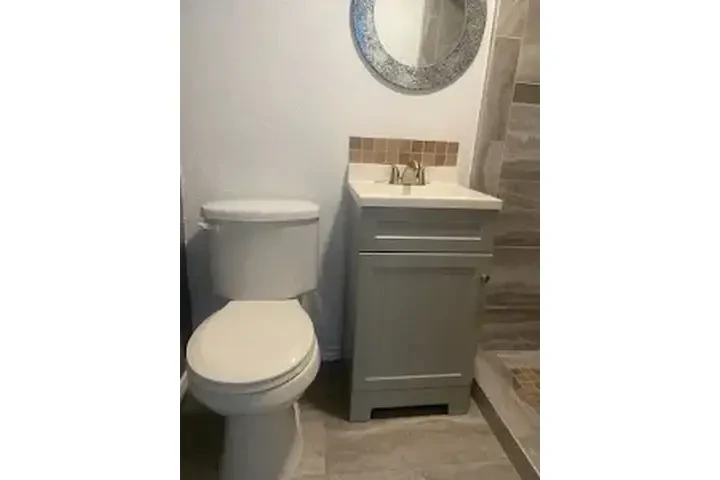 $1800 : APARTAMENTO PEQUEÑO image 5