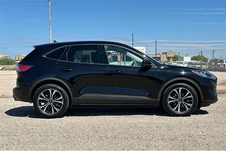 $21777 : Ford Escape 2022 SE 4dr SUV image 3