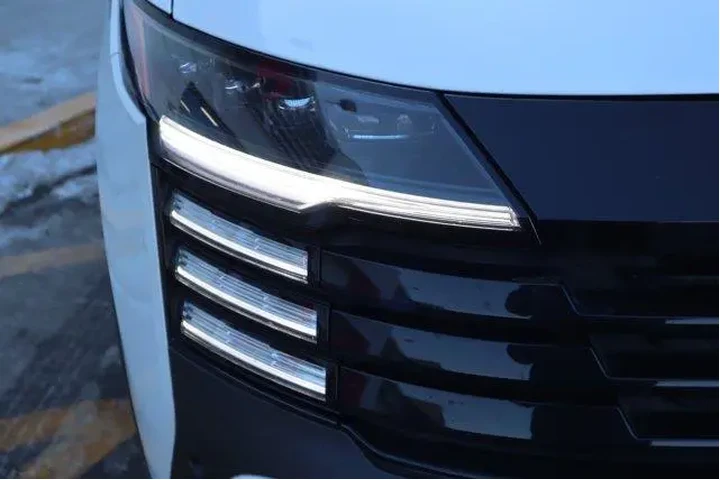 $24320 : Nissan Kicks 2025 AWD SR 4dr image 10