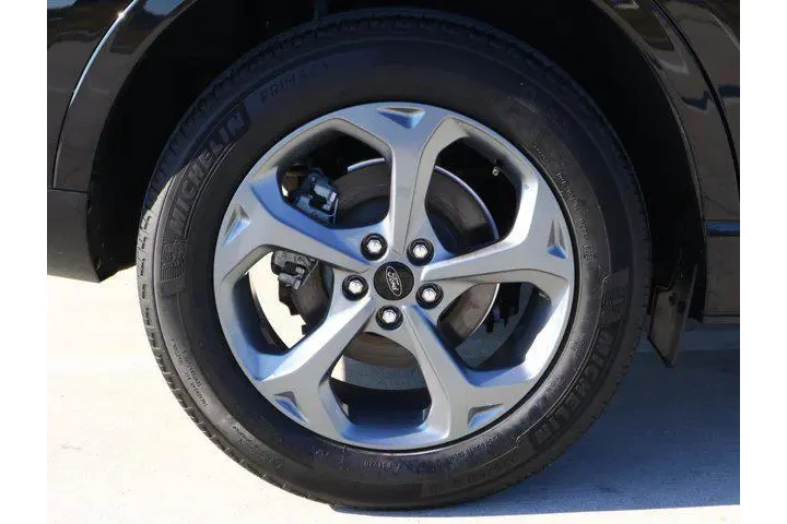 $19988 : Ford Escape 2023 AWD ST-Line image 8