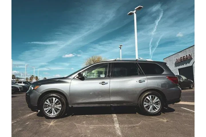 $17997 : Nissan Pathfinder 2020 S 4dr image 6