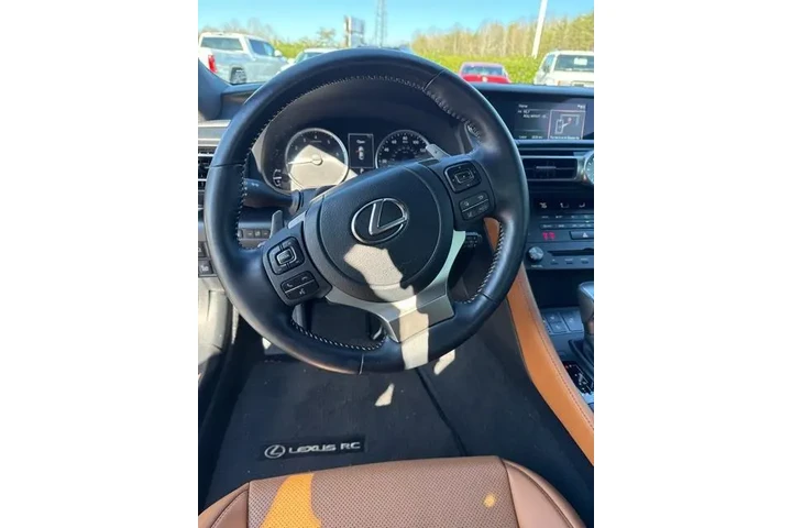 $38695 : Lexus RC 350 2022 2dr Coupe image 8