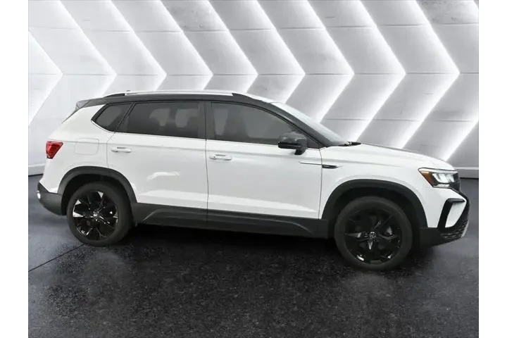 $20420 : Volkswagen Taos 2023 SE 4dr image 8