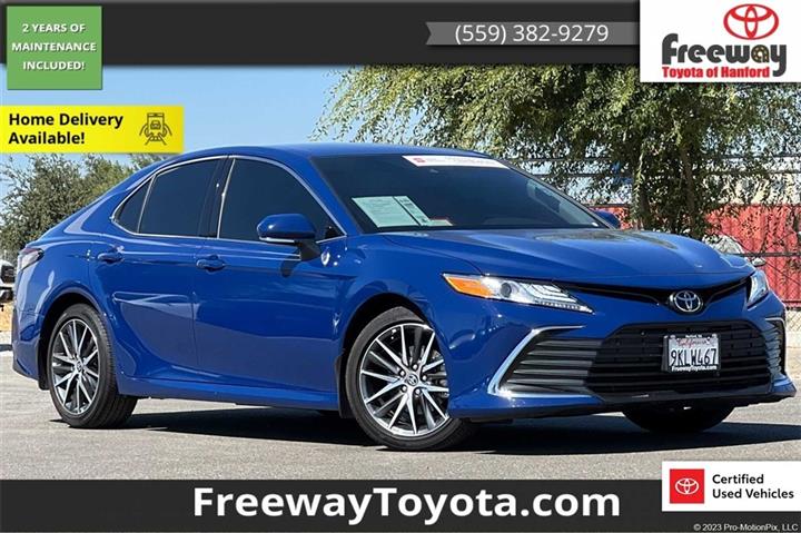 $33994 : Camry XLE image 1