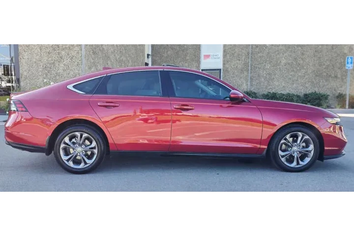 $20950 : 2024 Accord EX image 7