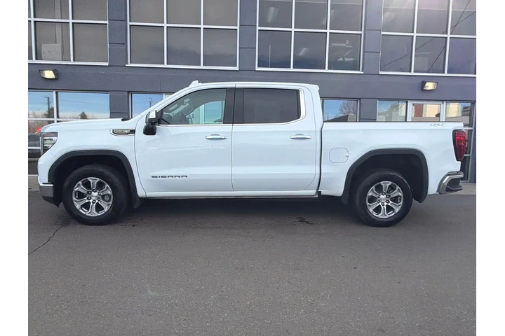 $44995 : 2025 GMC Sierra 1500 4WD Crew image 5