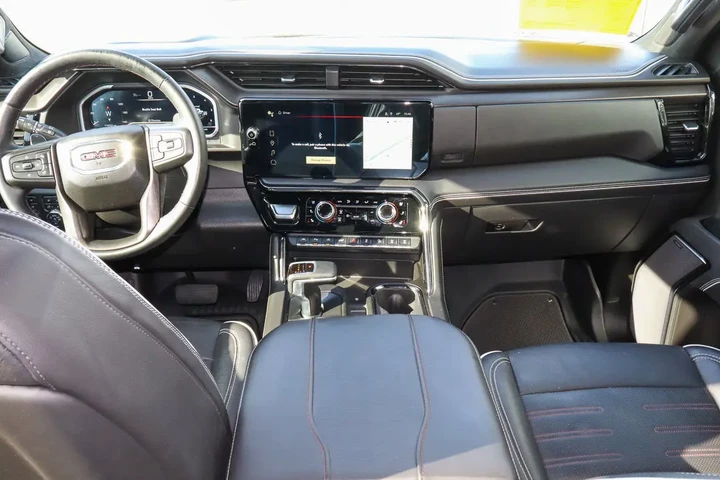 $43949 : 2023 Sierra 1500 4WD Crew Cab image 10