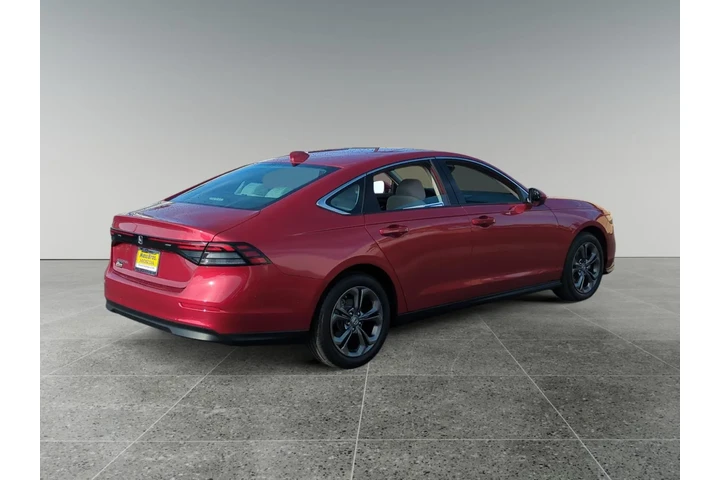 $28500 : Honda Accord 2023 image 5