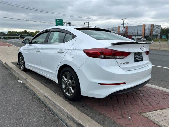 $7495 : 2017 Elantra Limited image 6