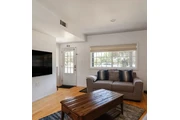 $2000 : BEAUTIFUL HOME FOR RENT thumbnail