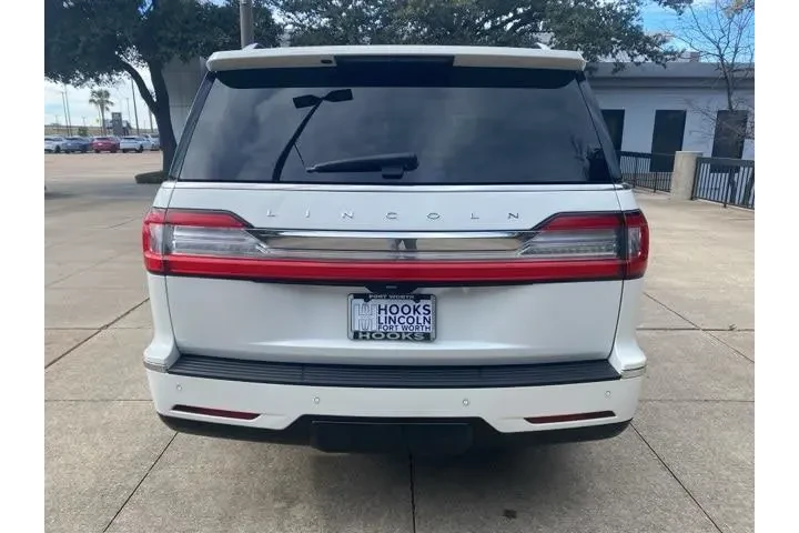 $31980 : Lincoln Navigator 2020 4x2 R image 5