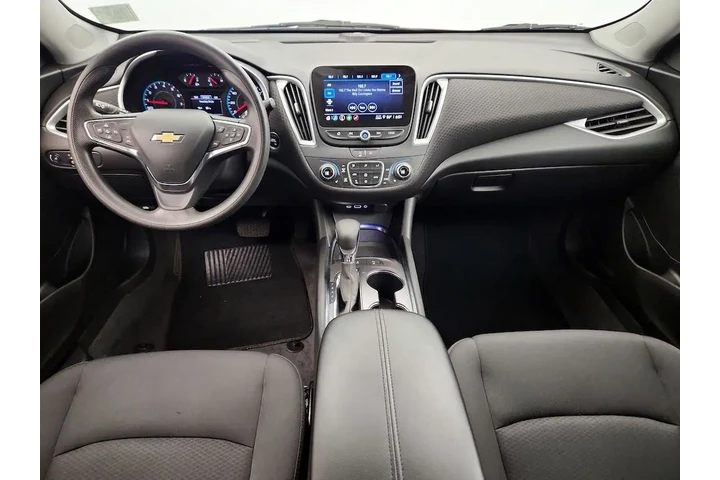 $18998 : Chevrolet Malibu 2024 LT 4dr image 9