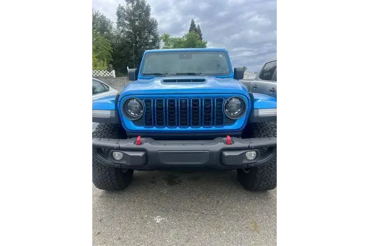 $38425 : Jeep Wrangler 2023 4x4 Rubic image 4