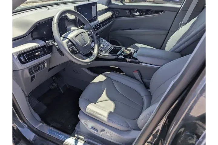 $39995 : Lincoln Nautilus 2022 Reserv image 9