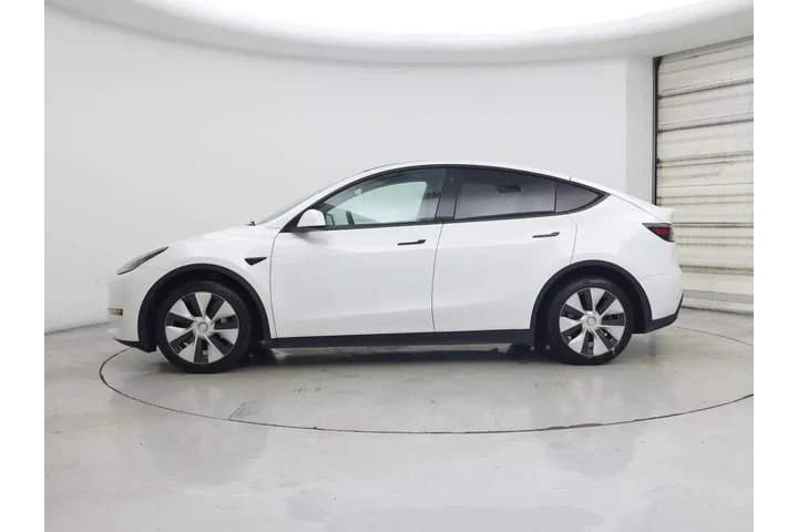$26998 : Tesla Model Y 2021 AWD Long image 3