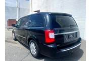 $8318 : 2016 Town & Country 4dr Wgn T thumbnail