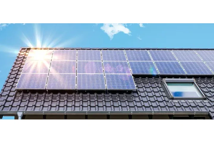 PANELES SOLARES image 1
