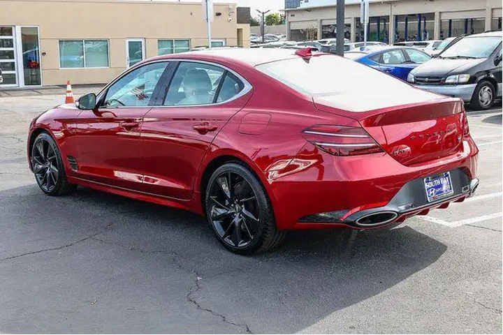 $30998 : Genesis G70 2022 3.3T Standa image 4