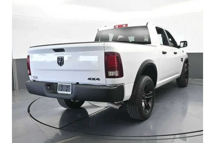 $30995 : Ram 1500 Classic 2024 4x4 SL image 5