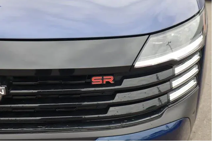 $24981 : Nissan Kicks 2025 AWD SR 4dr image 9