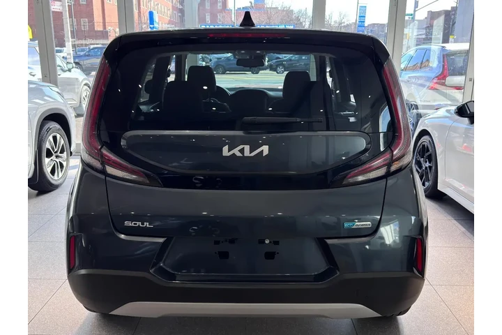$15895 : Kia Soul 2023 EX 4dr Crossov image 5