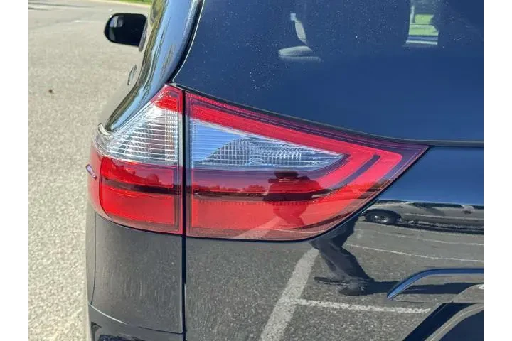 $24781 : Toyota Sienna 2020 LE 7-Pass image 9