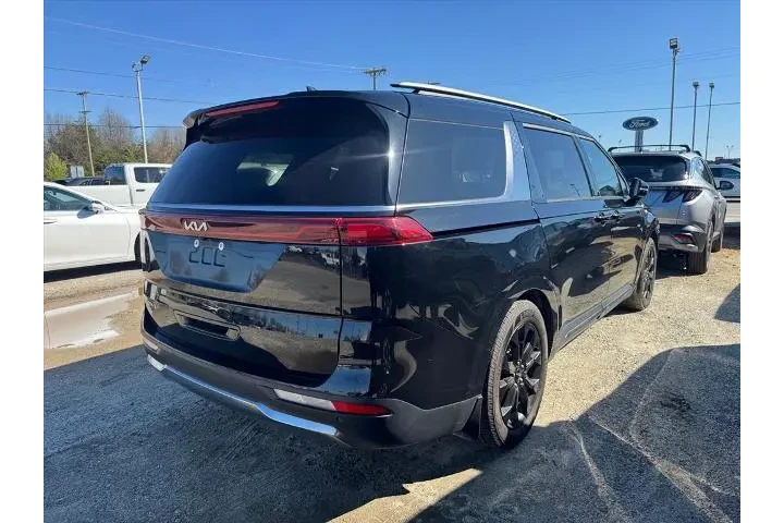 $39386 : Kia Carnival 2024 SX 4dr Min image 6