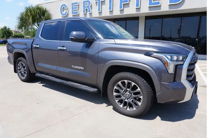 $39725 : Toyota Tundra 2022 4x2 Limit image 1