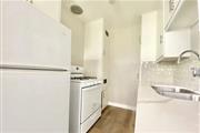 $1300 : 1-Bed 1-Bath available thumbnail