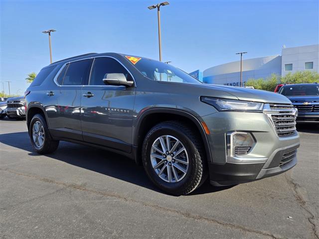 $31648 : Pre-Owned 2022 Traverse LT Cl image 1