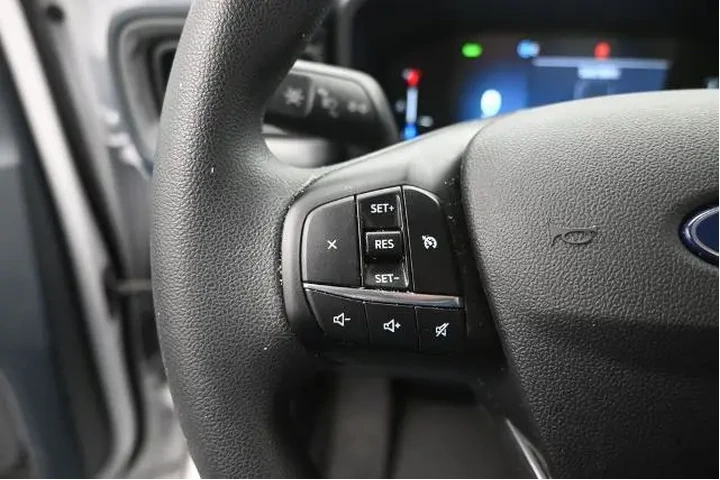 $27998 : Ford Maverick 2025 XL 4dr Su image 7